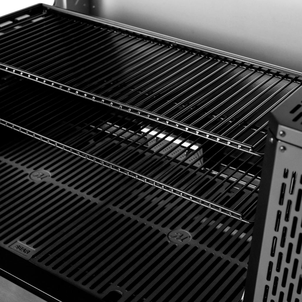 Closeup of the 2 warming racks and main grill grate